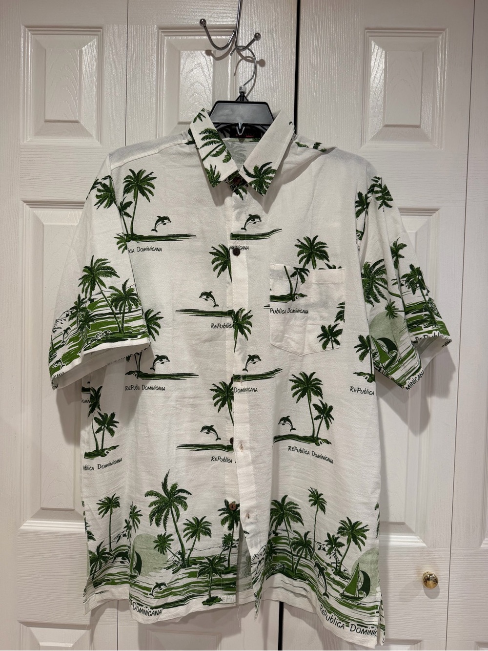 Men's Short-Sleeve Tropical Palm Button-Down Shirt - White & Green